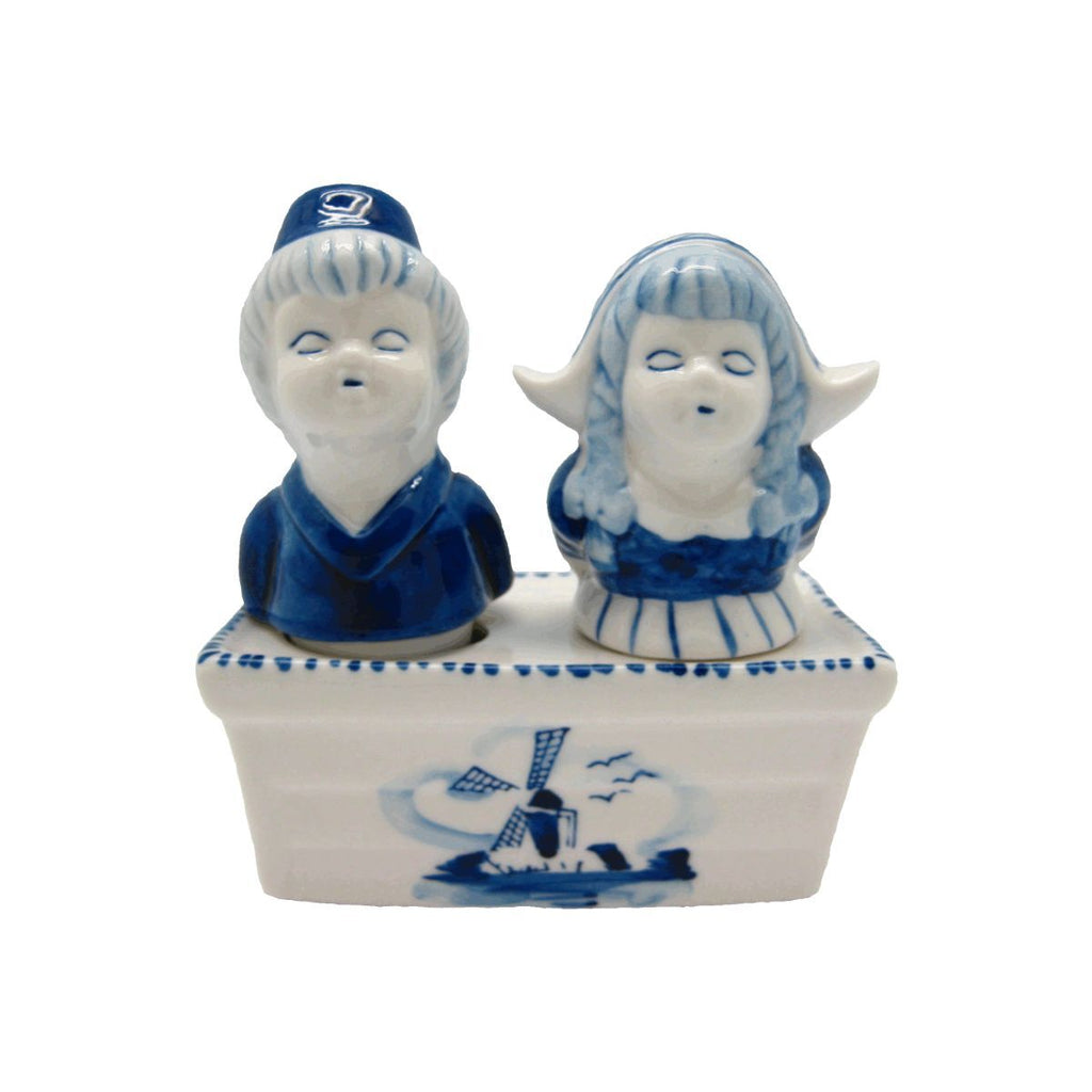 Collectible Magnetic Salt and Pepper Shakers Finnish