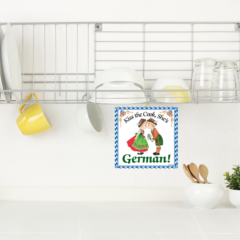 German Gift Ceramic Wall Plaque: Kiss German Cook