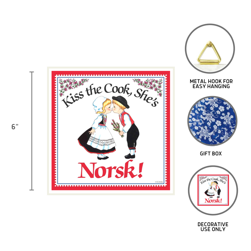 Kitchen Wall Plaques: Kiss Norsk Cook