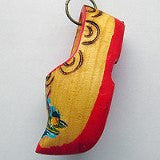 Dutch Souvenir Single Clog Keychain - GermanGiftOutlet.com
 - 3