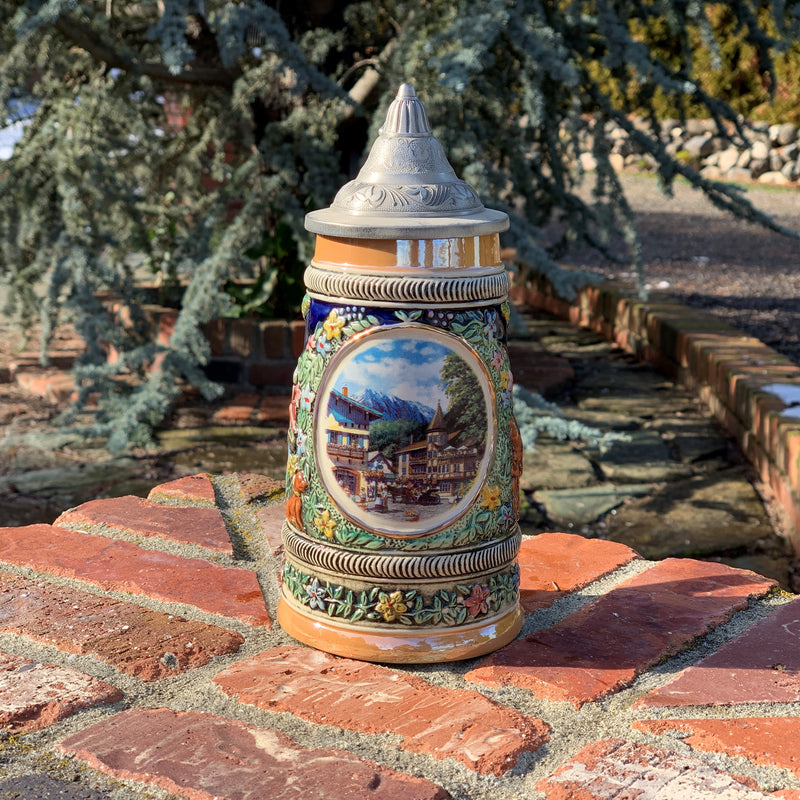 German Summer Bier Stein .5L with Embossed Metal Lid