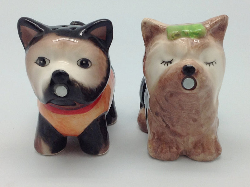 Ceramic Salt & Pepper Set Magnetic Dogs - GermanGiftOutlet.com
 - 3